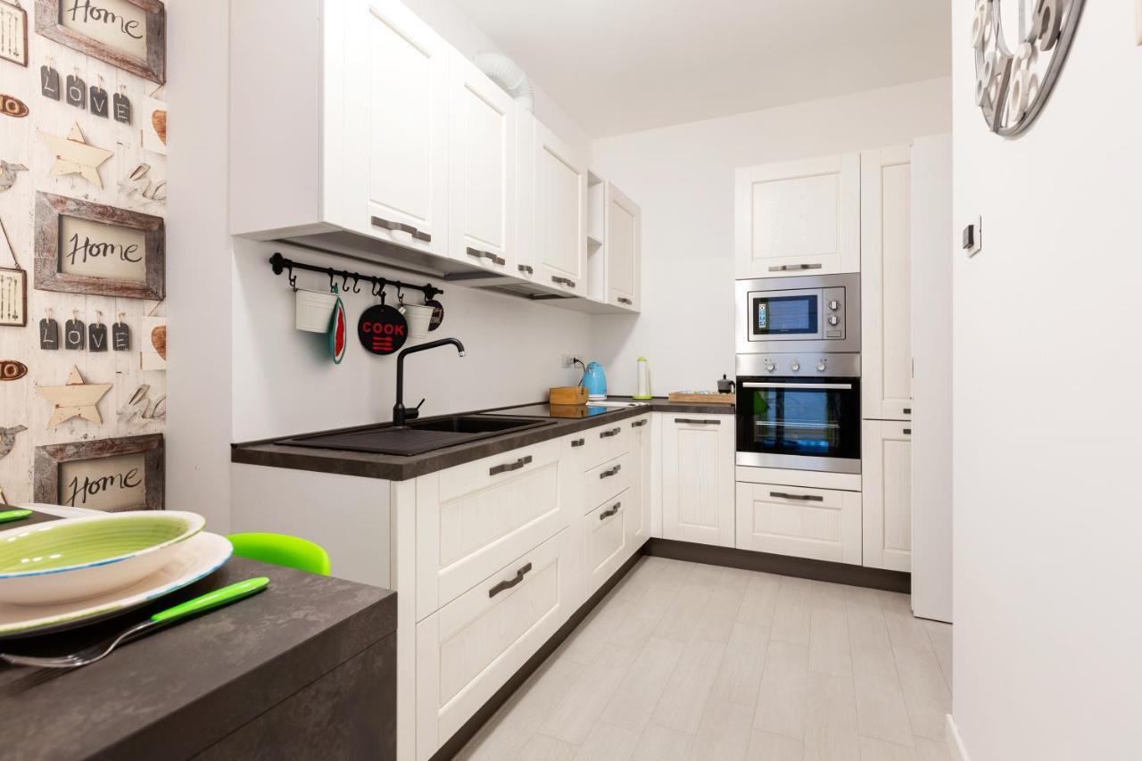 Fiera Milano Flat With Garage Apartman Kültér fotó
