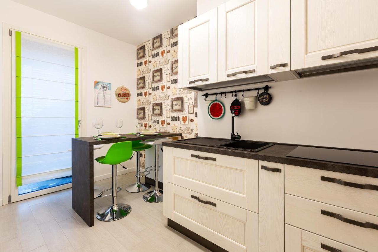 Fiera Milano Flat With Garage Apartman Kültér fotó